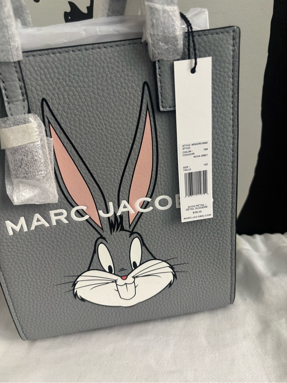 Marc Jacobs Grey Pebbled Leather Tote with Bugs Bunny Graphic - Picture 2 of 7